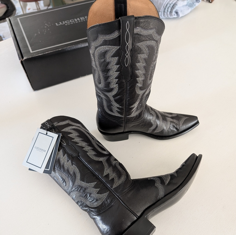 NIB LUCCHESE Vamp Stitch Western Boots 8.5